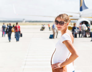 Những lưu ý khi đi máy bay trong thai kỳ
