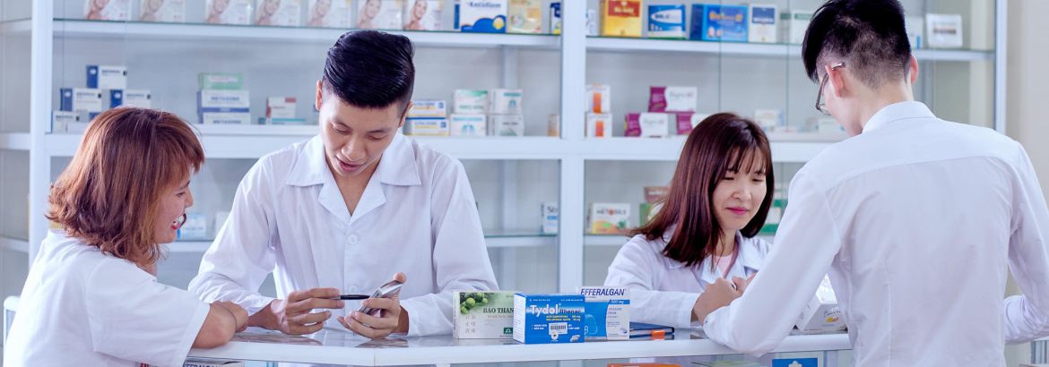 bằng Cao đẳng Dược có mở được quầy thuốc không